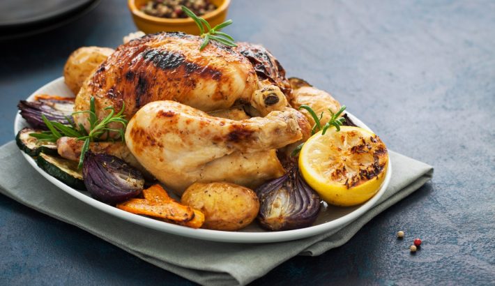 Baked chicken with lemon and vegetables